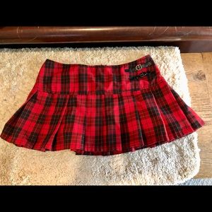 Red and black plaid skirt